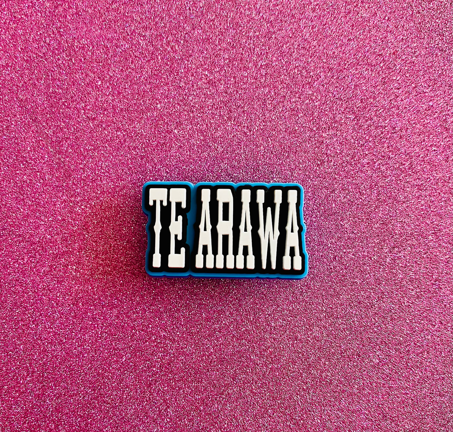@32 Te Arawa Shoe Charm