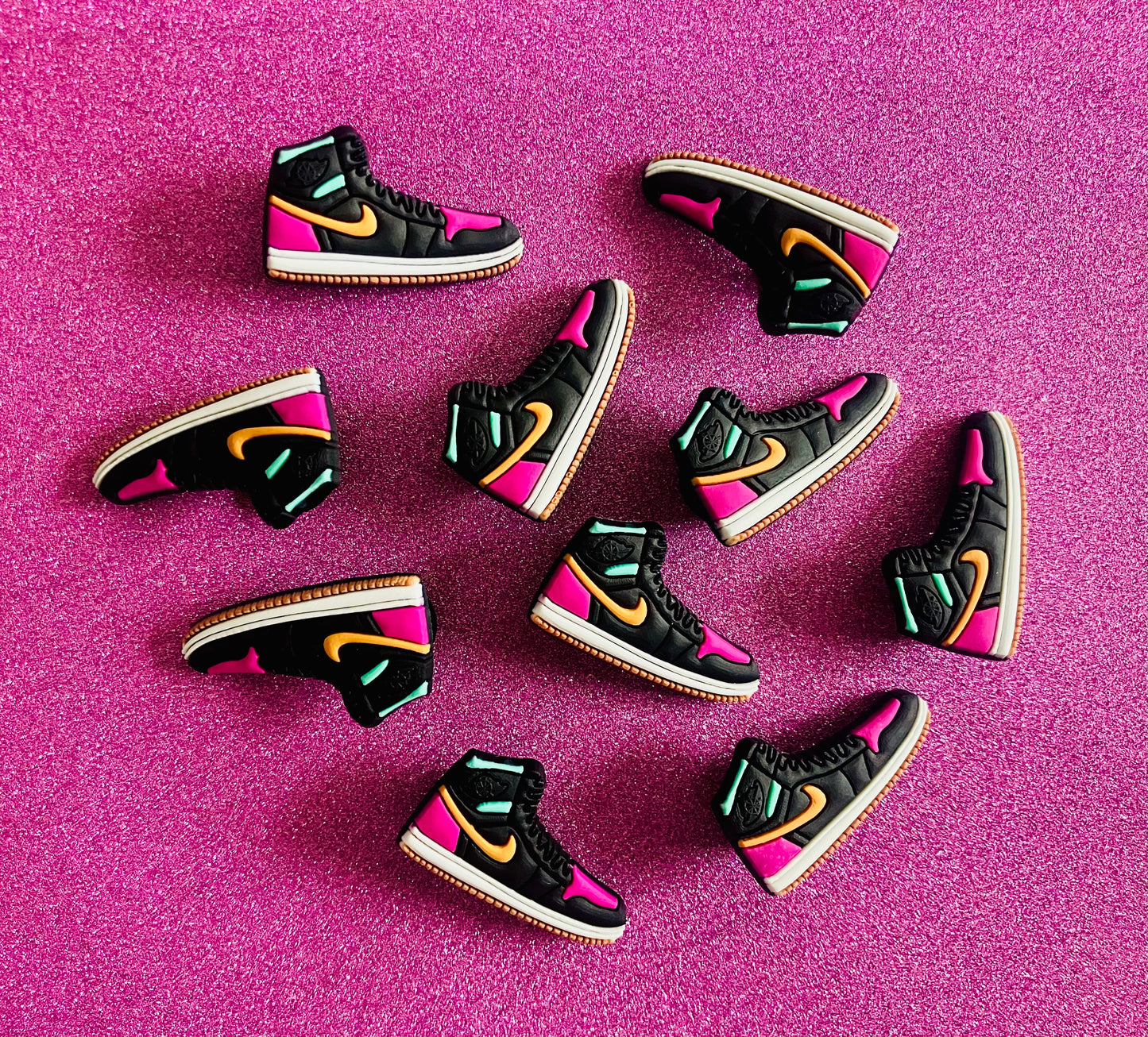 ^45 Shoe Charms Pack of 10