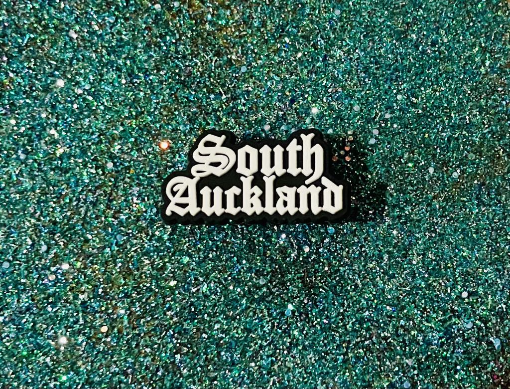 @67 South Auckland Shoe Charm