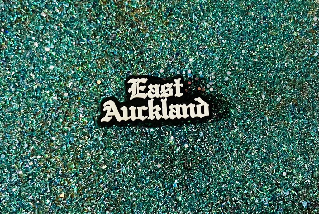 @76 East Auckland Shoe Charm