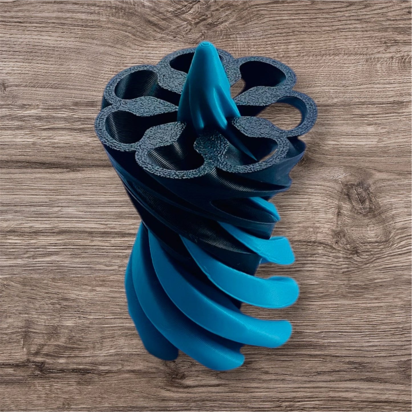 Passthrough/Spiral Cone Fidget (Black and Light Blue)