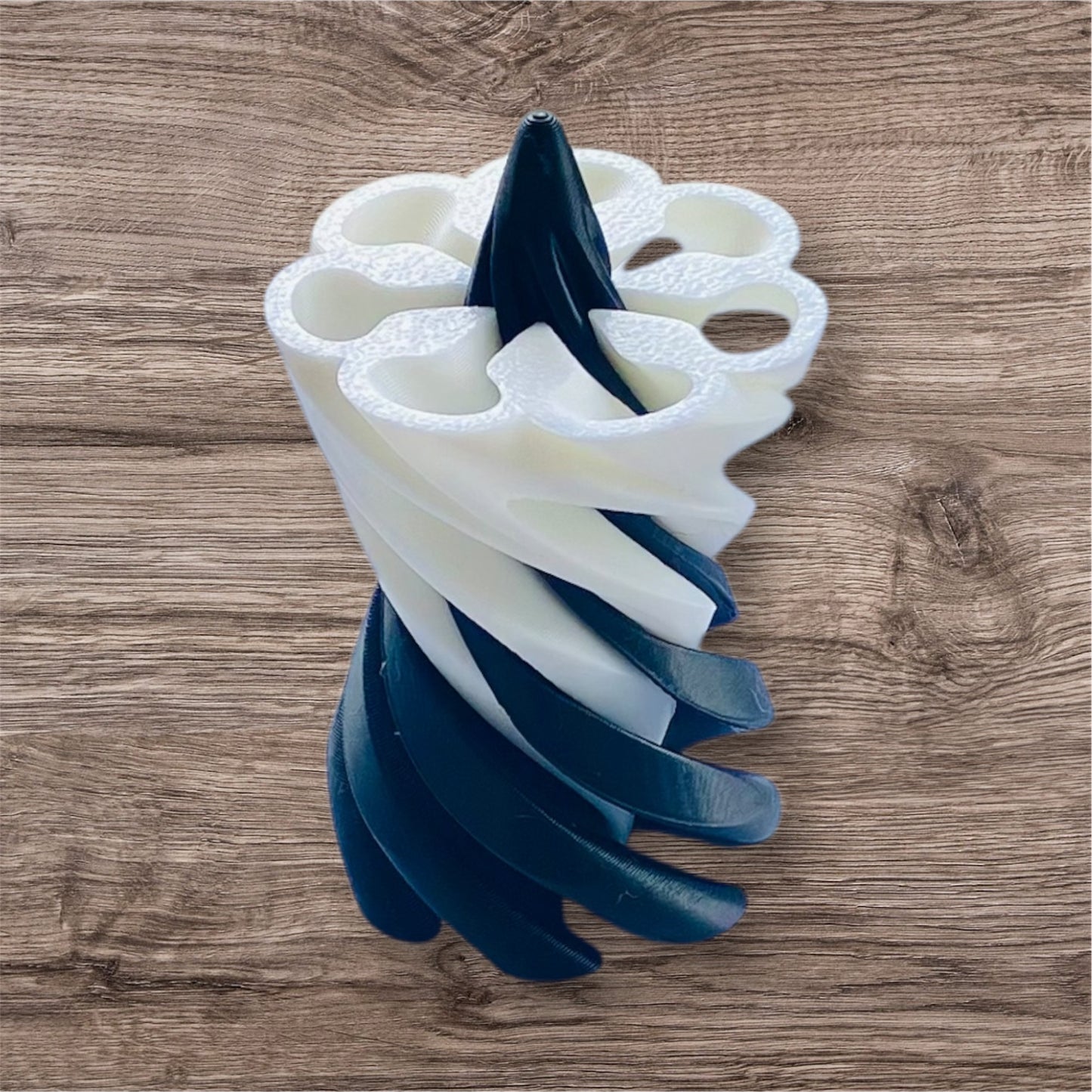 Passthrough/Spiral Cone Fidget (Black and White)