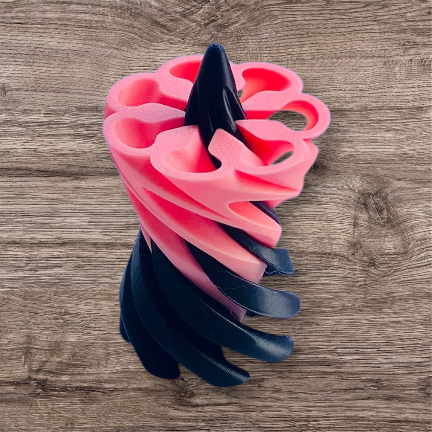 Passthrough/Spiral Cone Fidget (Black and Light Pink)