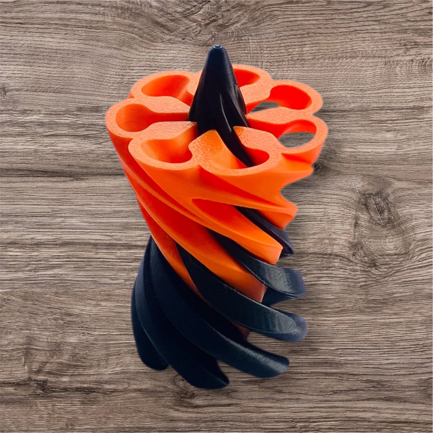 Passthrough/Spiral Cone Fidget (Black and Orange)