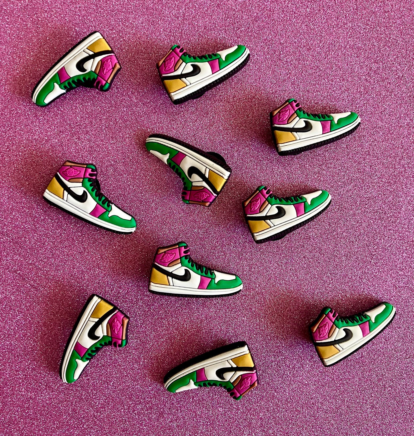 ^25 Shoe Charms Pack of 10