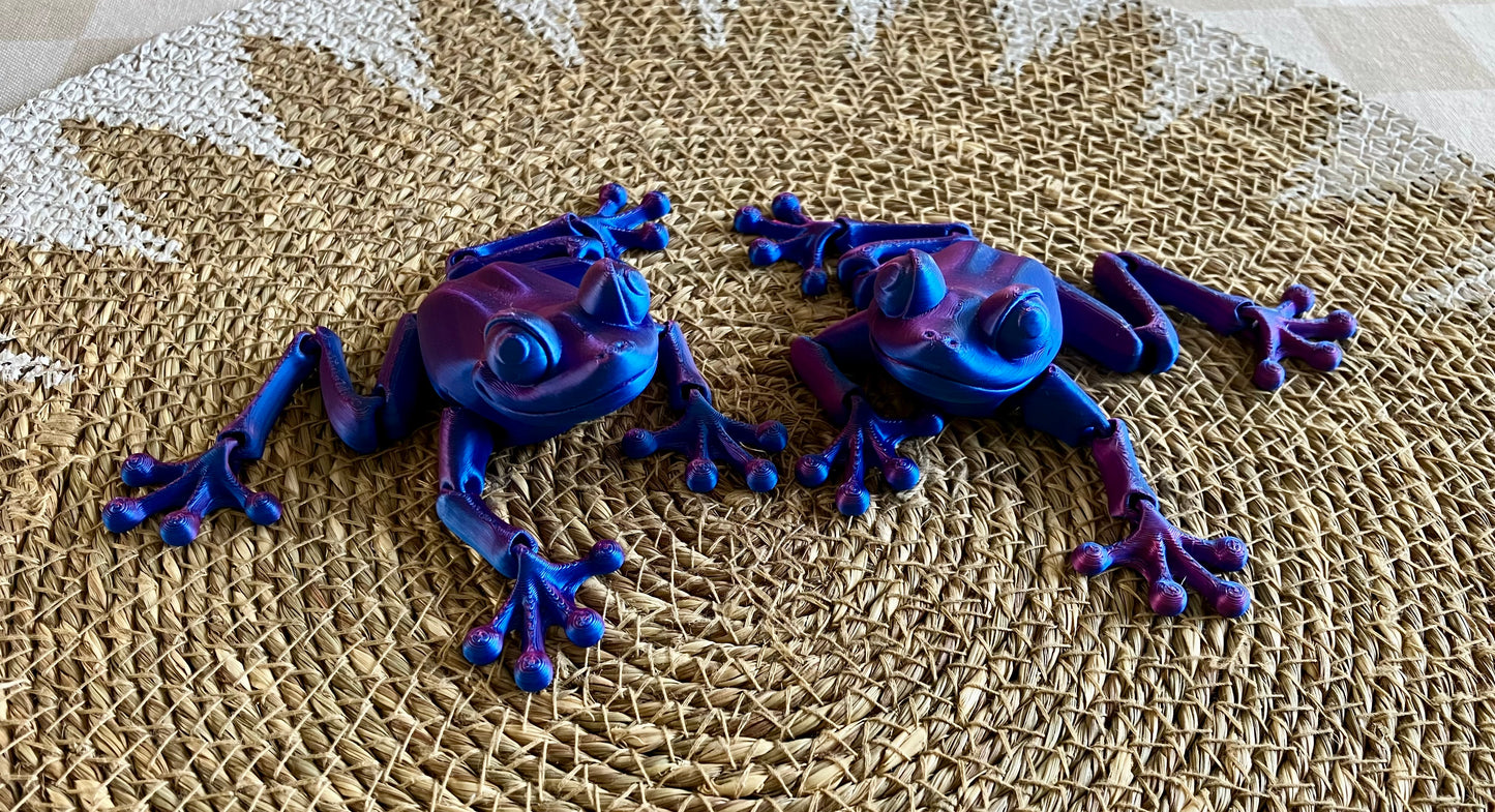 3D Printed Frogs Set of 2