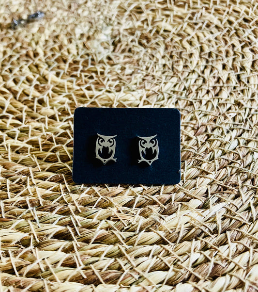 Stainless Steel Studs *3